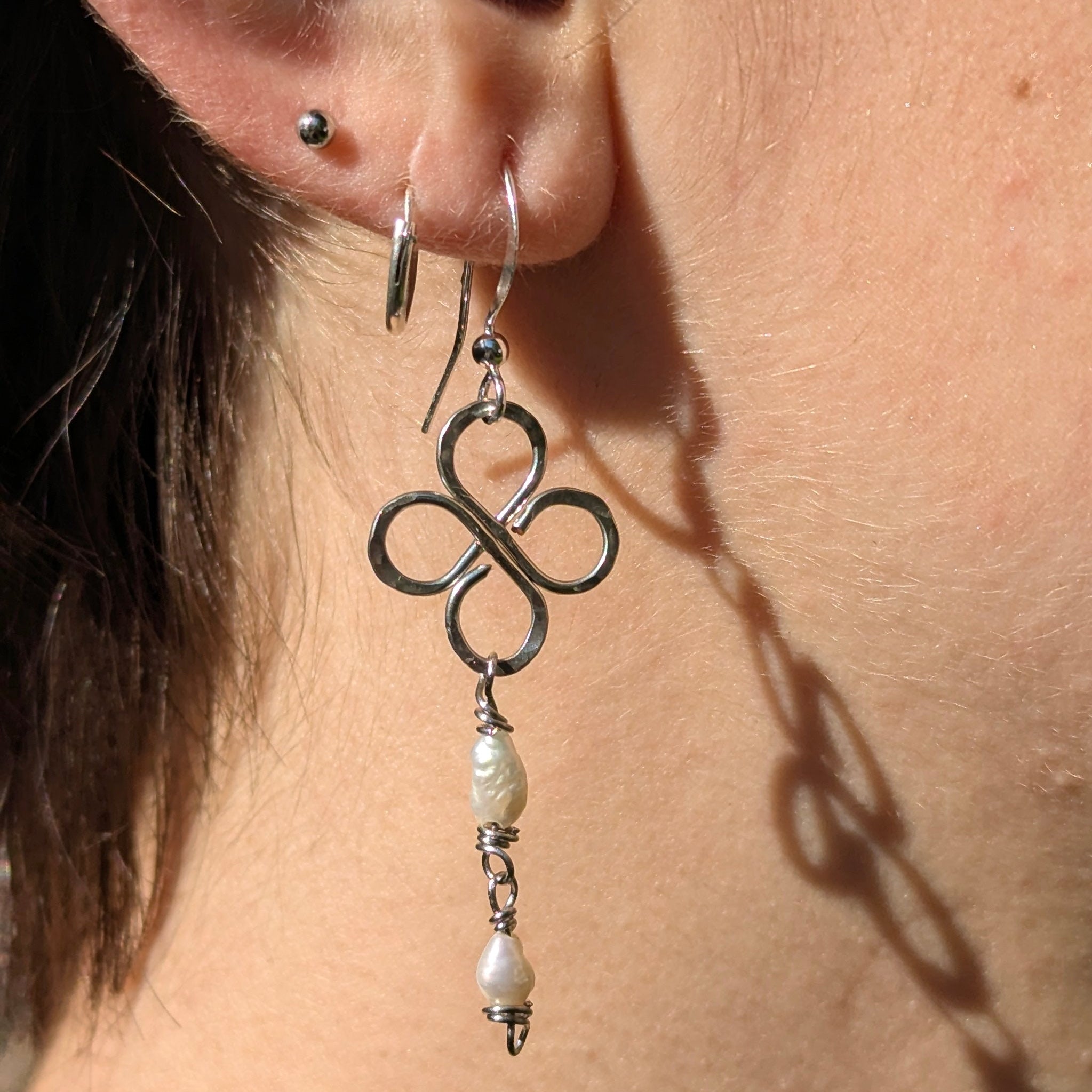 Handmade Pearl Drop Earrings 'Linda' – Wire Flower Earrings with Freshwater Pearl Dangle Chain | Boho One of a Kind Jewelry