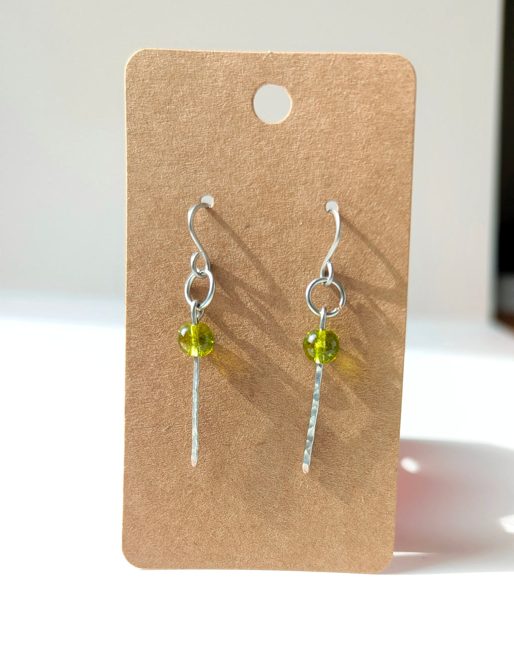 Handmade Hammered Dangle Earrings 'Sage' – Minimalist Gemstone Earrings in Copper, Brass or Silver